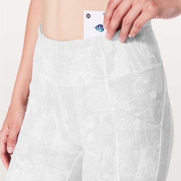 Lululemon Time To Sweat Crop 23” Eternal Wave White - Picture 4 of 12